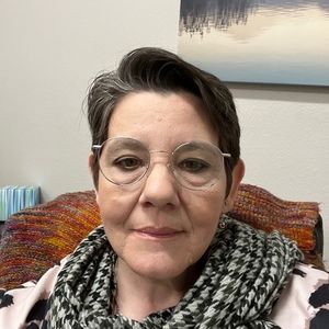 Meet your Posher, Jean